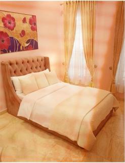 A Room Upstairs In A 4 Bedroom Shared Apartment - 2