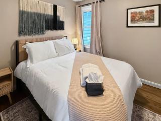 At Home in Tremont - 2