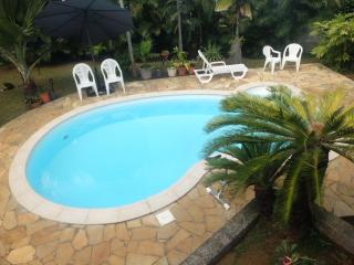 Villa Poeiti Tahiti pool and garden - 1