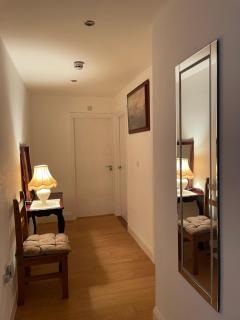 York House Apartments - 9