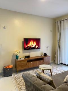 Platinum Luxe Homes - 9