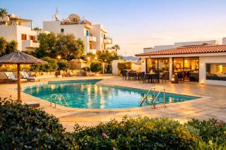 HiddenGems Residences 202 - The LXR Penthouse - Pool & Beach Steps - 5