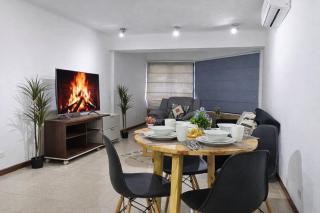 Confort & Ubicación Hermoso Apt en El Rosal, CCS - 9