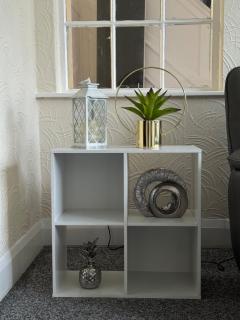 The Luxe - 3br-Sleeps 8-Driveway-Private garden - 3