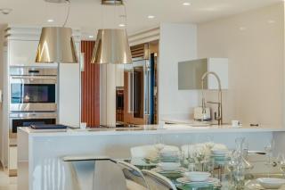 2 Mins to Beach with Ocean & Pool Views by Bocobay - 8