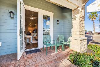 Palm Tree Retreat TC 3102 - 2