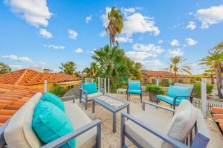 Modern 2BR with Pool, Garden & Roof Deck by Bocobay - 8