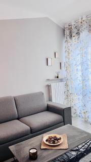 Private Room with Ensuite In Front of Saronno Station - 6