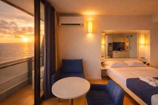 Orbi City Beachside Apartment - 0