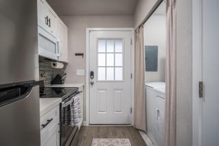 Cozy Private 2BR - Minutes to SeaTac & Downtown - 4