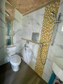 Lee Red House Homestay - 8