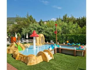 Mobilheim auf einem Campingplatz in Pietra Ligure - 1