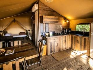 Tente Lodge avec Terrasse - 5 Pers, 2 Ch, Réfrigérateur - API-1-52-1658 - 7