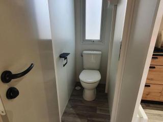 Mobil-home avec Terrasse pour 4 Pers. - API-1-52-1721 - 1