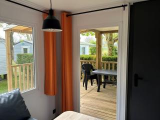 Mobil-home avec Terrasse, Idéal pour 4 - API-1-52-1699 - 6