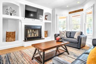 Games, Firepit, Fireplace, Gear Rm - Near Skiing - 2