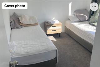 Private room in shared accommodation - 0