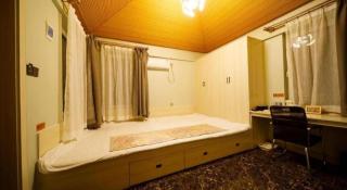 IU Hotels· Xincheng Haibing University Store - 7