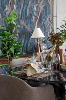 Frank Porter - Marquise Square Tower - Dubai - 3