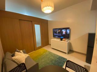 Glam Residences - Besides to GMA & MRT Kamuning - 7