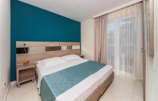 1 Bedroom Gorgeous Apartment In Umag - 8