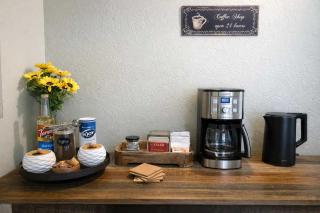 Yosemite Lodge 5BR Villa Hot Tub Game Room EV - 1