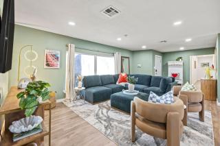 Stylish Retreat-Hot Tub + Huge Yard + Pet Friendly - 1