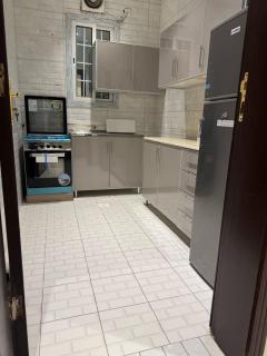 شقة مميزة تجمع بين الراحة والموقع المثالي - 4