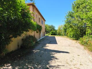 Charmant gîte de Lacrouzette avec piscine chauffée et bain balnéo proche d'Albi - 8