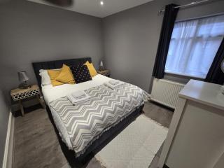 The POPULAR Chester Racecourse Apartments, Sleeps 4, FREE Parking - Chester - 8