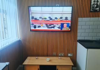 The Halifax Suites Near Albert Dock sleeps 3 - 3