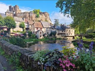 Tres Jolie Maison - 0