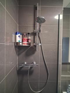 Suite near City, Science Park & Marshalls and close to Riverside walks - 4