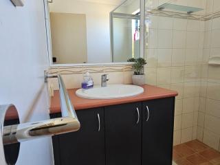 House in Ellenbrook - 5