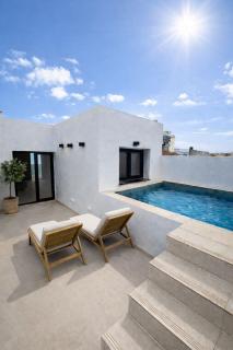 Avanel Private Pool Penthouse - 1