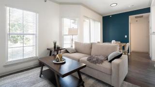 Landing Stylish 1BD Gym - 8