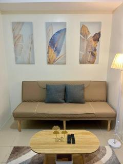 Mandarin Suite Stay - 3