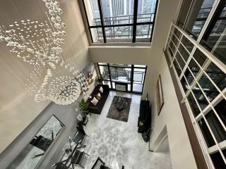 2-story Penthouse with 5 Balconies - 6