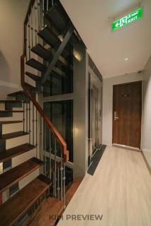 Trainstreet-Oldquarter-HoanKiemLake-New-Modern-Elevator - 9