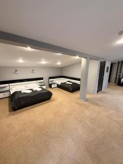 Готель на Виговського - 9