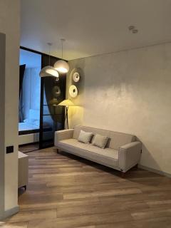 Новая и чистая квартира на юго-востоке - 0