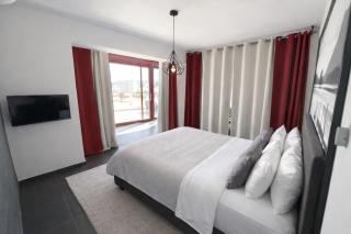 5-Star feel - Luxury penthouse for 4 with huge balcony & view ,8 min from Athens airport - 3