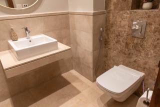 Luxury Apartment at Aeon Towers - 6