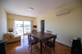 Comodo ideal y bien conectado - 0