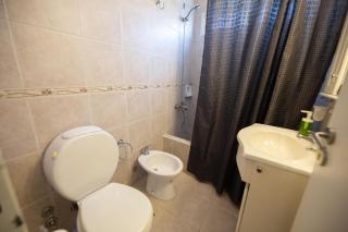 Comodo ideal y bien conectado - 2