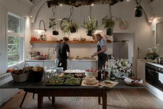 Sleeps 10. The Old pink library by loch and river - 2