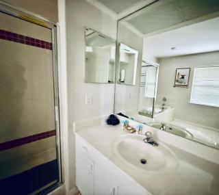 Intercoastal Views Sleeps 8 Marco Island FL by Vacation Your Way - Marco Island - 3