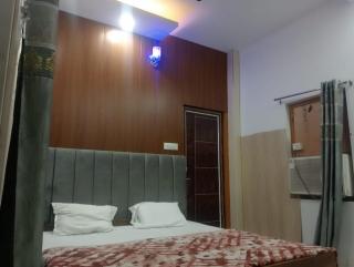 Hotel Girdhari inn - 2