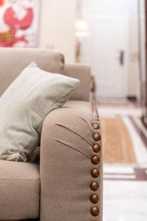 High-Ceiling Iconic khan Walk to Tahrir & AUC - 9