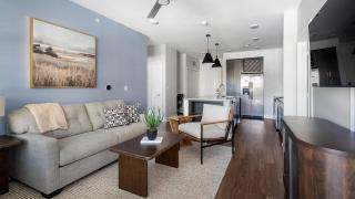 Landing Stylish 2BD Clubhouse Gym - 8